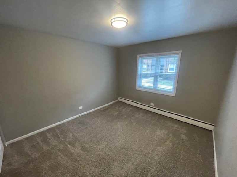 11 N Dryden Pl - Photo 3 of 4