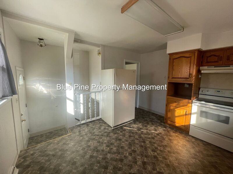 960 Homer Ave - Photo 5 of 17