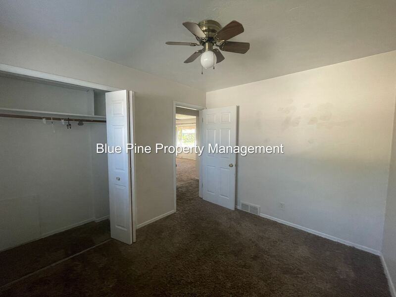960 Homer Ave - Photo 7 of 17
