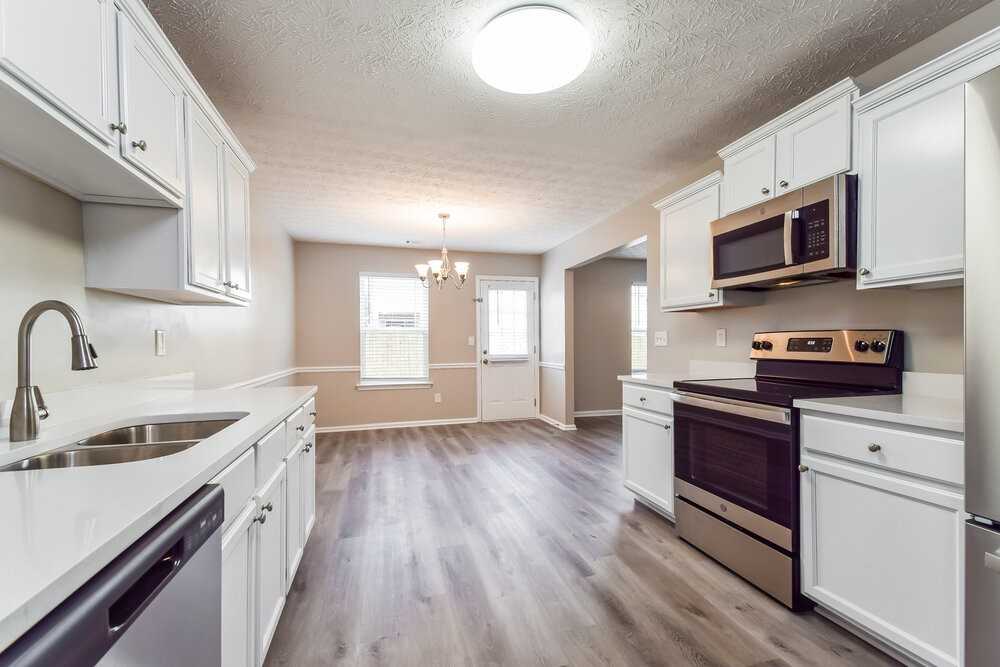 1444 Arbor Place Dr - Photo 7 of 17