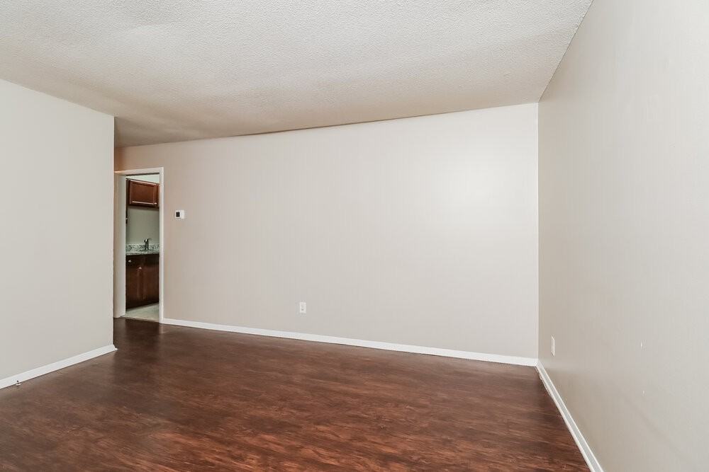 4121 Carlyle Dr - Photo 7 of 16