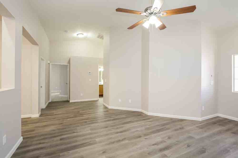 913 Baritone Way - Photo 4 of 16