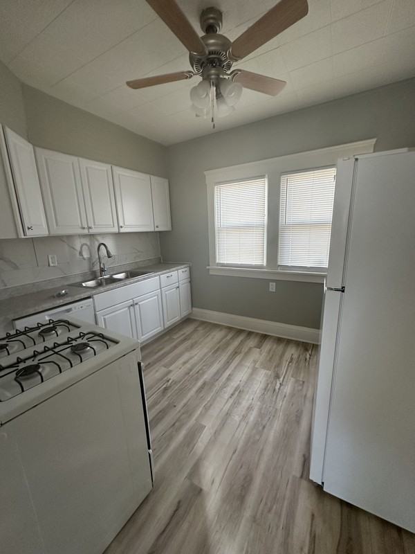 4301 W 41st St - Photo 5 of 13