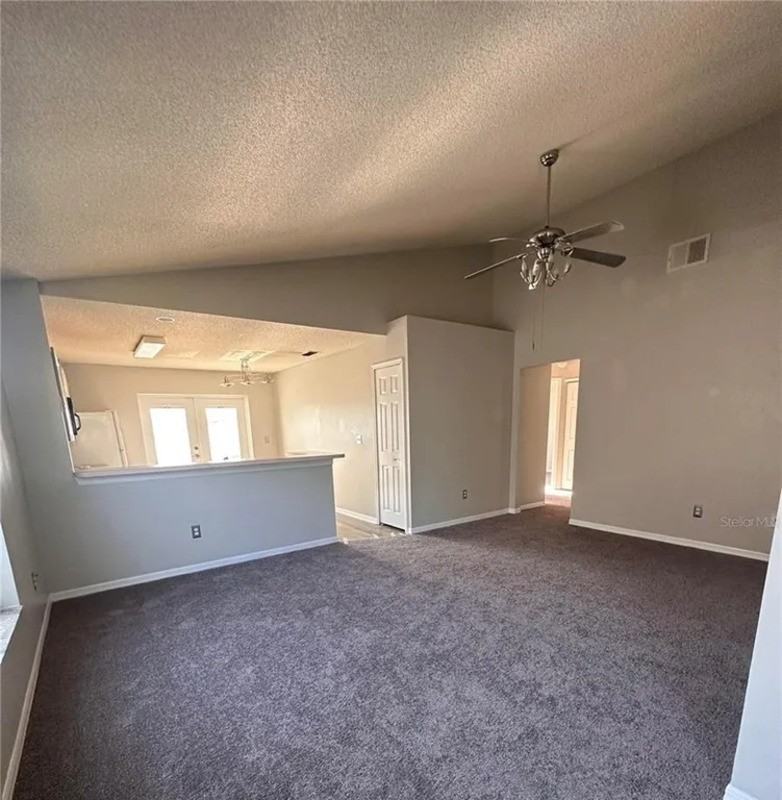 846 Belvoir Dr - Photo 3 of 13