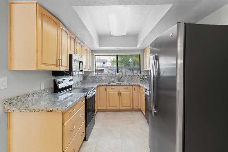 6026 E Osborn Rd - Photo 5 of 28