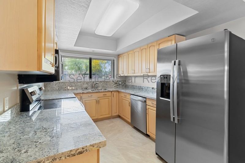 6026 E Osborn Rd - Photo 6 of 28