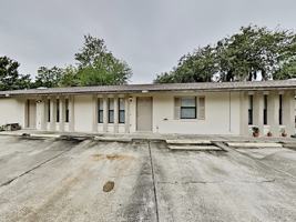 featured image of 32827 Blossom Ln