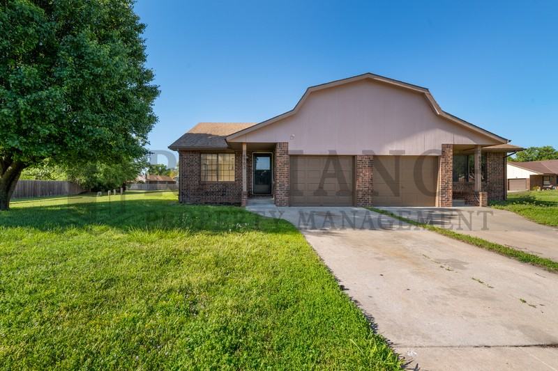 6903 W Oneil St - Photo 2 of 26