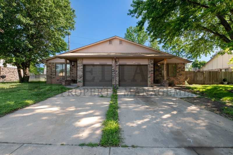6906 W Oneil St - Photo 2 of 28
