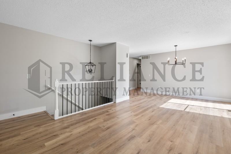 6906 W Oneil St - Photo 7 of 28