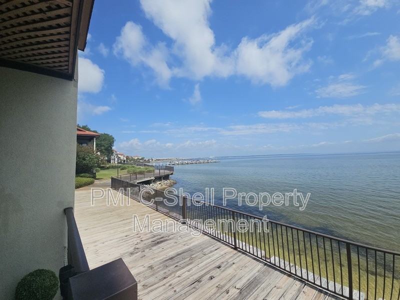 90 Bay Bridge Dr - Photo 2 of 30