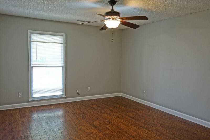 242 Saddle Rock Ct - Photo 7 of 26