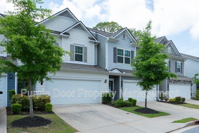 111 Grant Dr - Photo 2 of 25