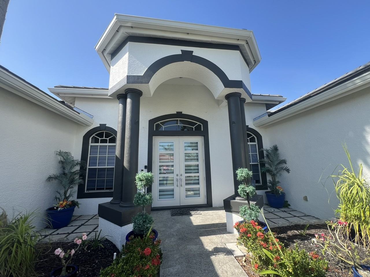 2821 Gleason Parkway - Photo 3 of 61