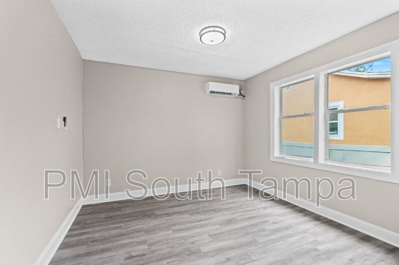 2135 W Saint Louis St #2 - Photo 6 of 6