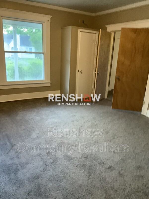 703 Saint John Ave - Photo 3 of 26