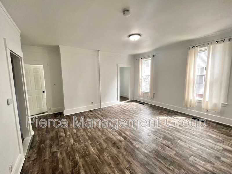 18 Maple St #A - Photo 4 of 11