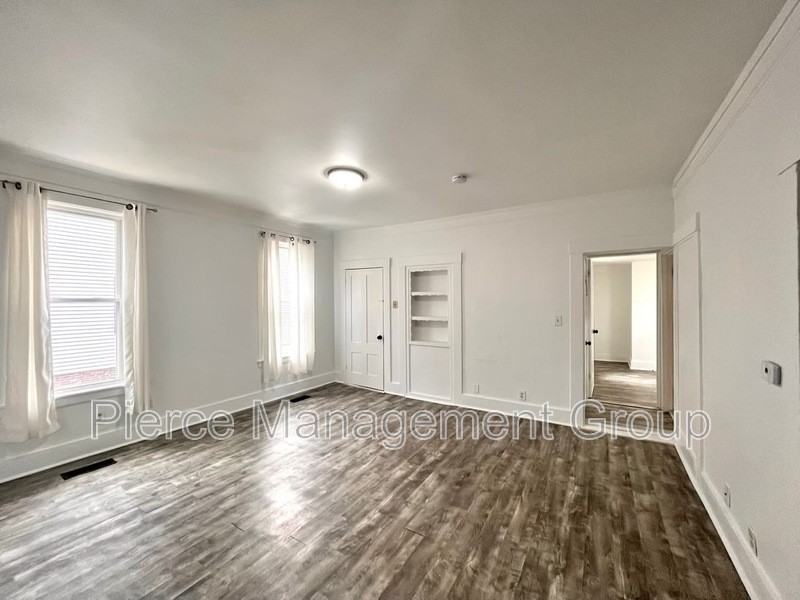 18 Maple St #A - Photo 5 of 11