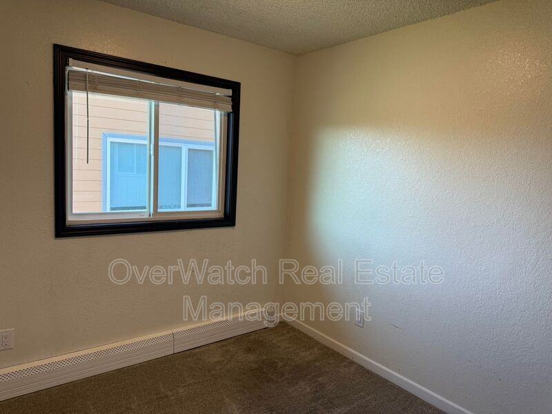 627 N Klevin St #A - Photo 7 of 9
