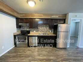 712 E Sunshine St #C15 - Photo 1 of 1