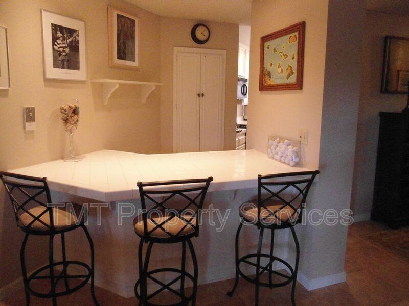 1370 Tourney Hill Ln - Photo 3 of 9