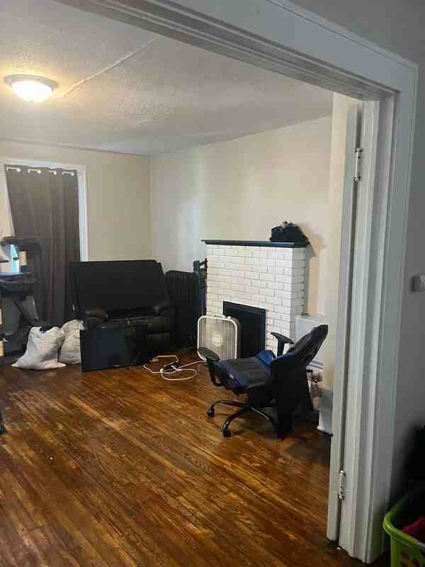 44 Genesee St #6 - Photo 2 of 9