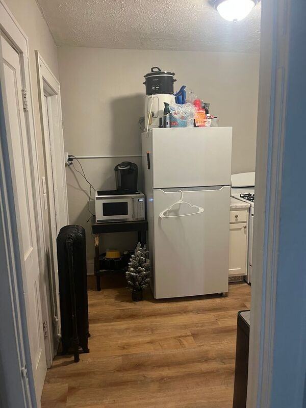 44 Genesee St #6 - Photo 5 of 9
