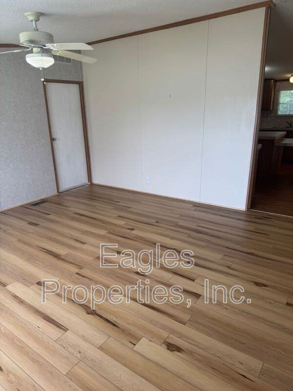 106 Wedgewood Pl - Photo 2 of 9