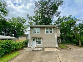 featured image of 831 Stephenson St