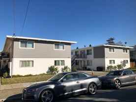 435 Walnut - Photo 1 of 1