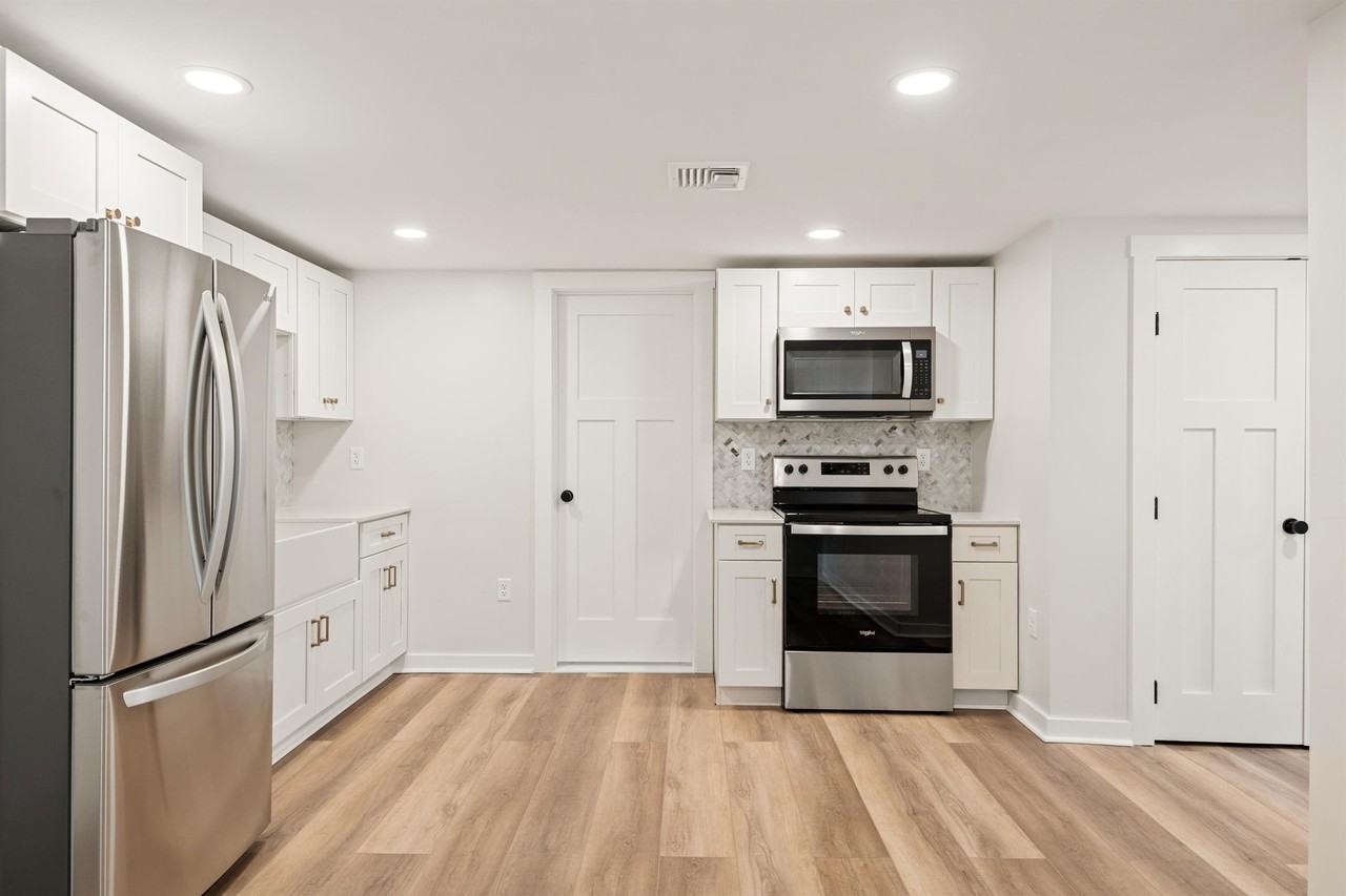 10 -14 South Decatur Street - Photo 4 of 18