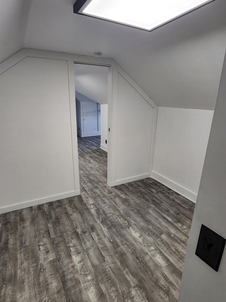 1004 Bluff Street - Photo 5 of 13