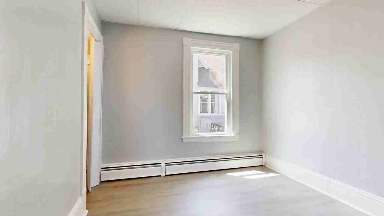 58 Riverside Avenue - Photo 7 of 27