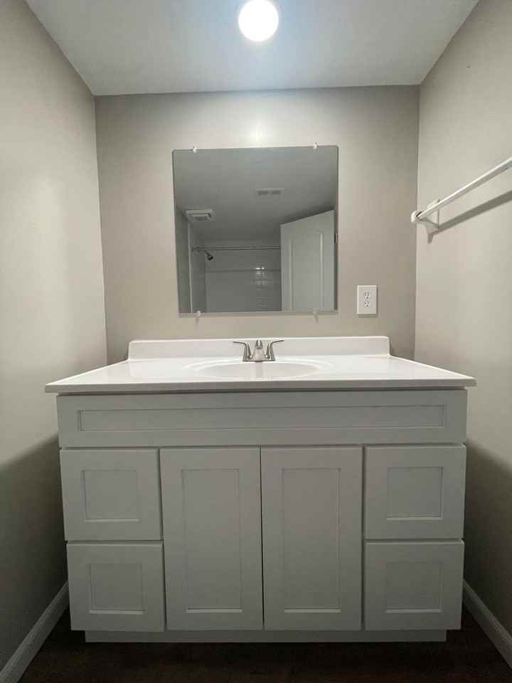 Lions Head Apartments - Photo 7 of 12