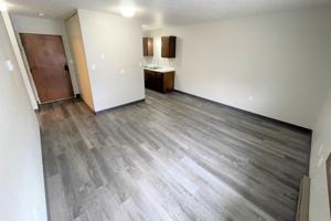 featured image of 9 East Tenth Avenue