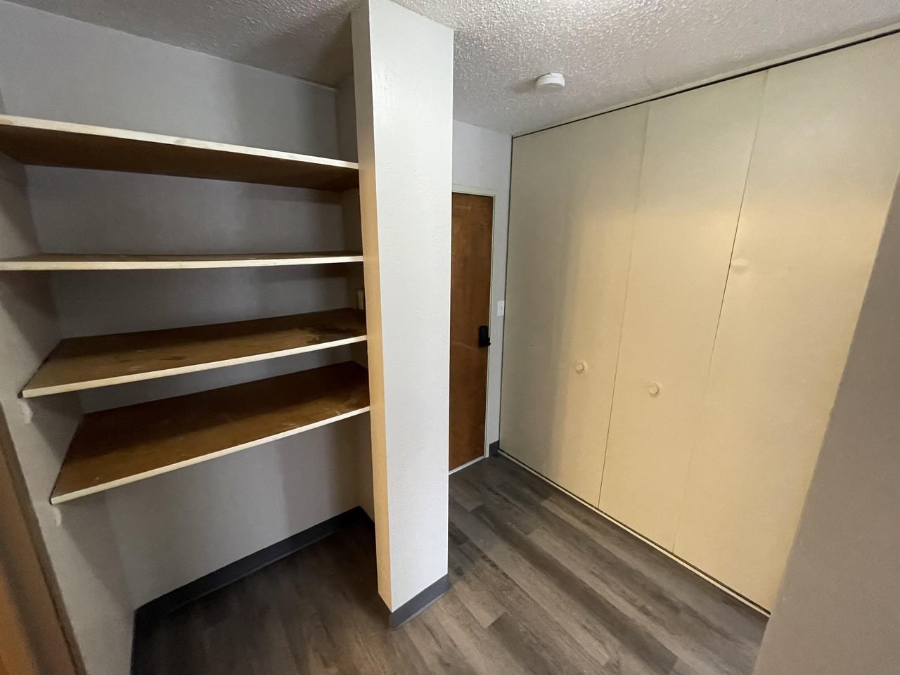 VR - 9 E 10th Ave - Groton - Photo 7 of 17