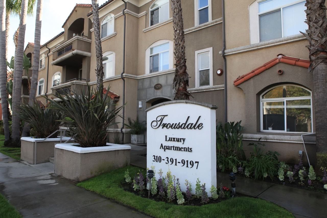 Trousdale Apartments - Photo 2 of 32