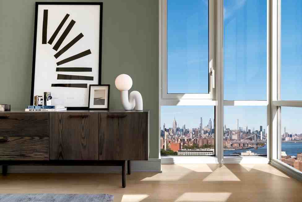 The Everly - Photo 4 of 15