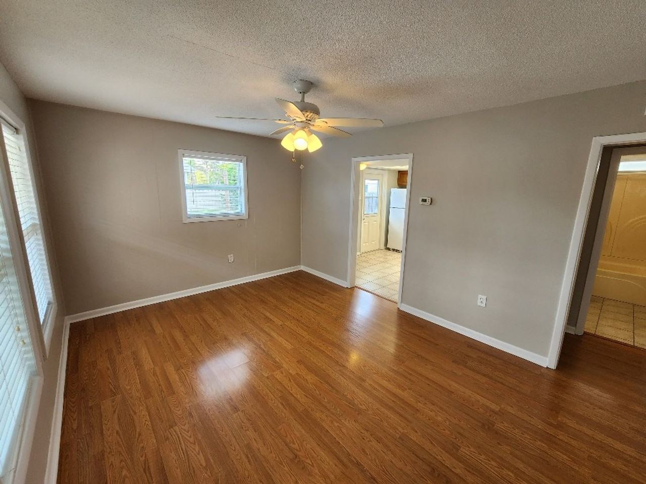 2508B S Atlantic Ave - Photo 6 of 12