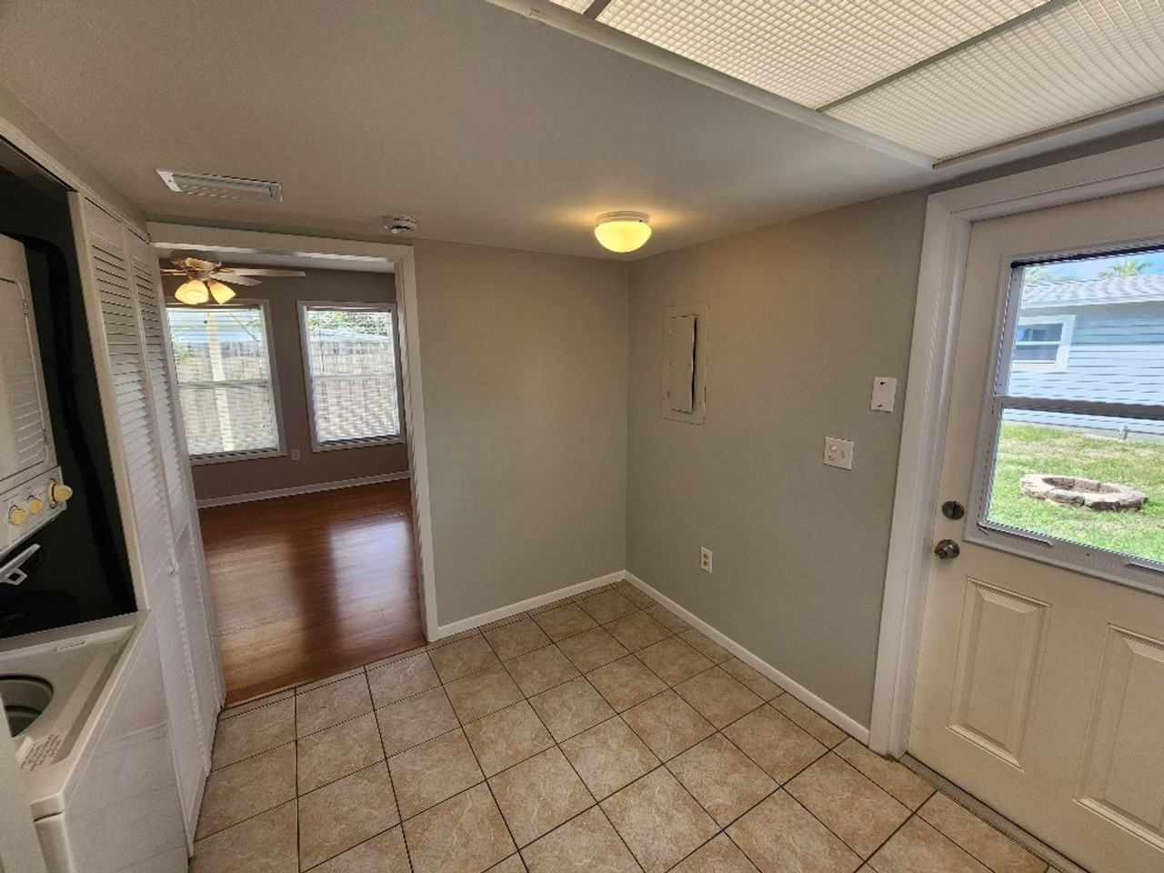 2508B S Atlantic Ave - Photo 4 of 12