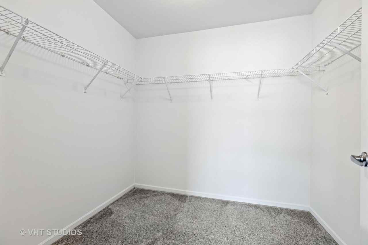 384 Haydn Ct #384 - Photo 2 of 50