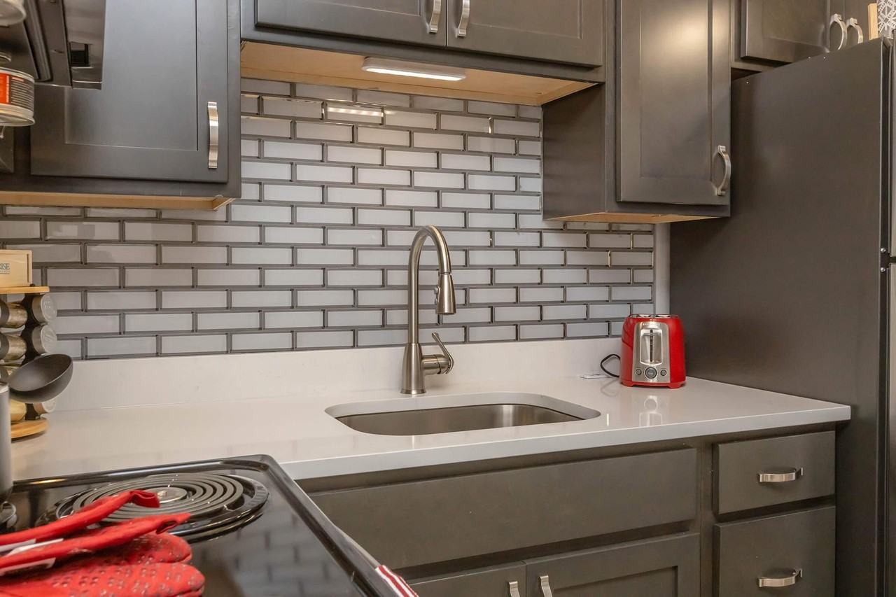 Sunrise Apartments - Photo 7 of 50