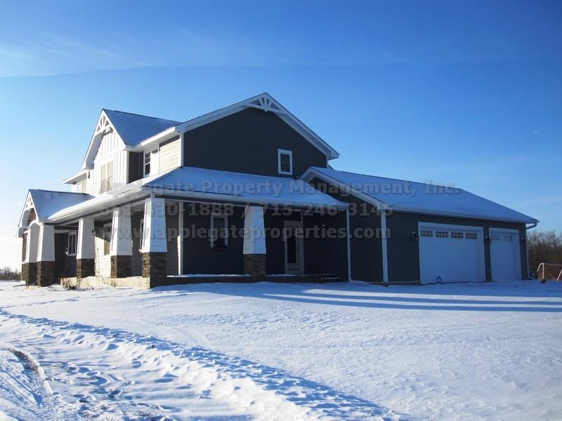 534 Raymond St - Photo 3 of 50