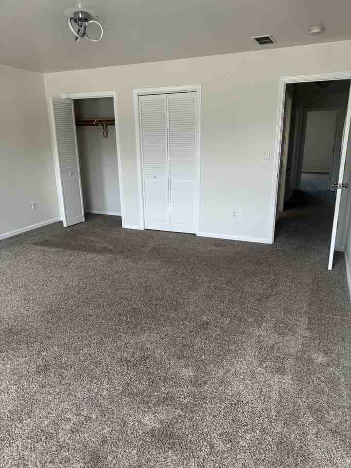 2364 Cherry Tree Ln #NA - Photo 6 of 8