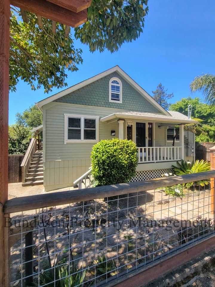 515 Central Ave - Photo 3 of 37