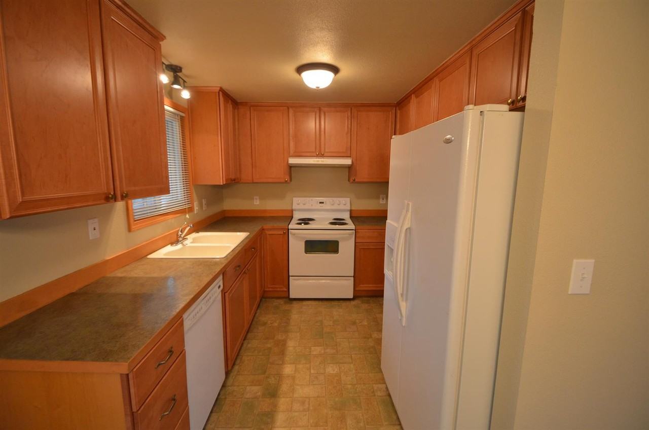 23228 25th Ave S - Photo 2 of 13