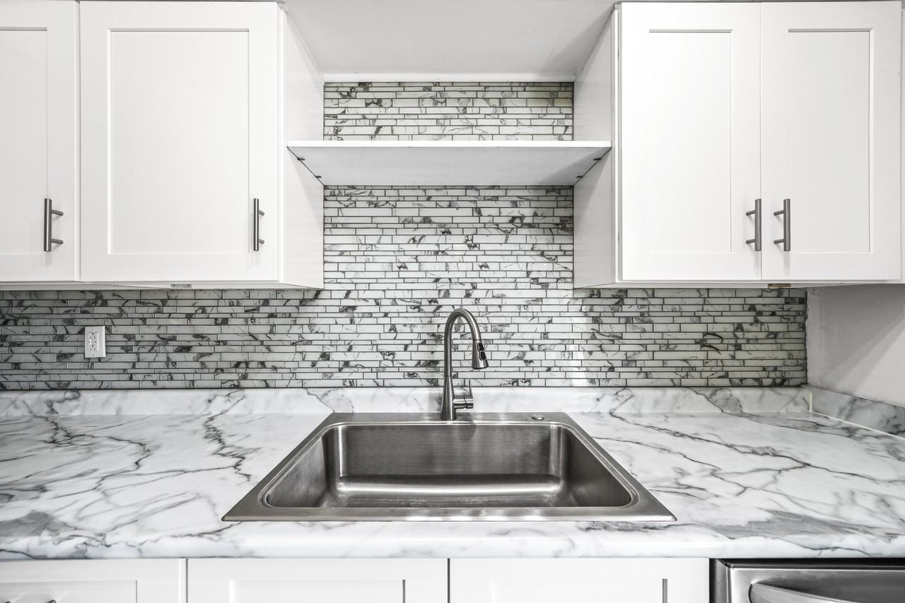 4707 Fishcreek Rd #4 - Photo 4 of 41