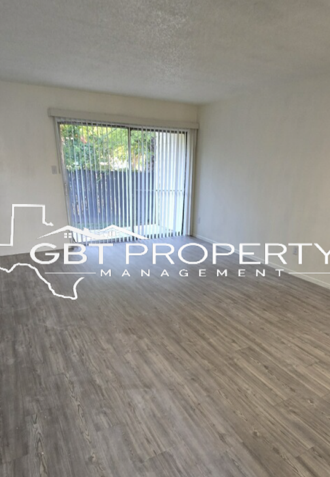 Cielo Azulyk Austin Apartments - Photo 2 of 13