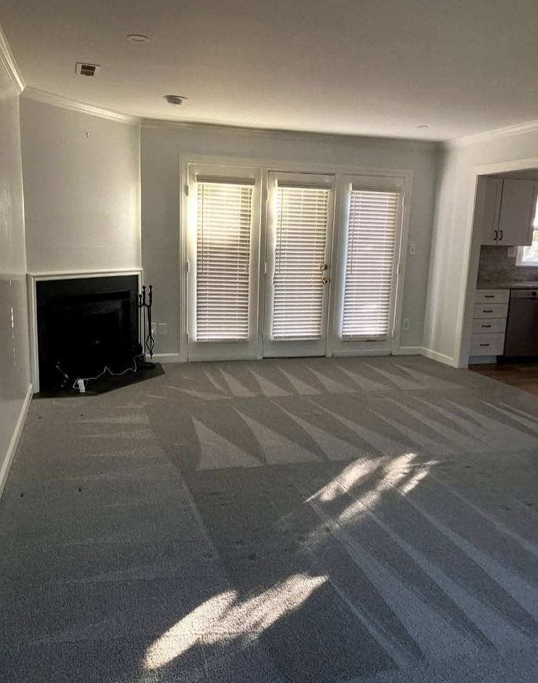 450 Westover Mews - Photo 3 of 26