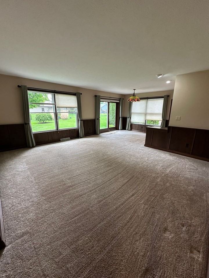 1512 Winsted Dr - Photo 7 of 14